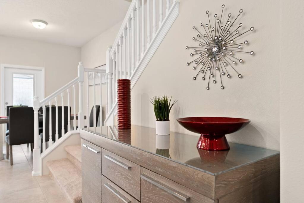 5br Family Retreat Mickey, Toy Story Rooms, Private Pool Holiday home