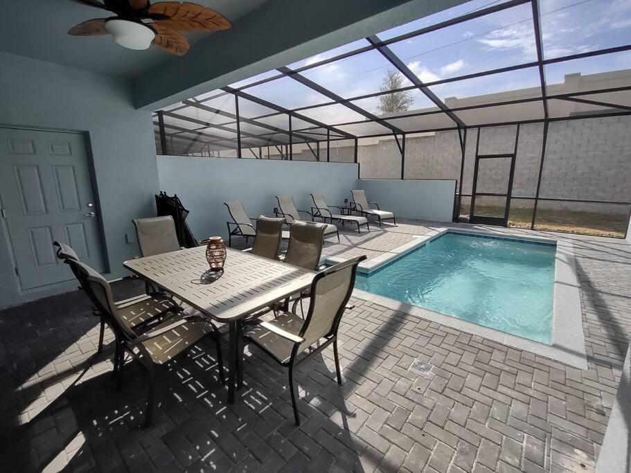 5br Family Retreat Mickey, Toy Story Rooms, Private Pool Davenport