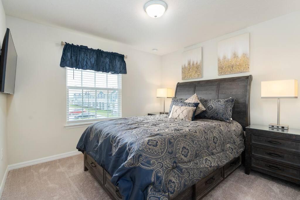 5br Family Retreat Mickey, Toy Story Rooms, Private Pool *