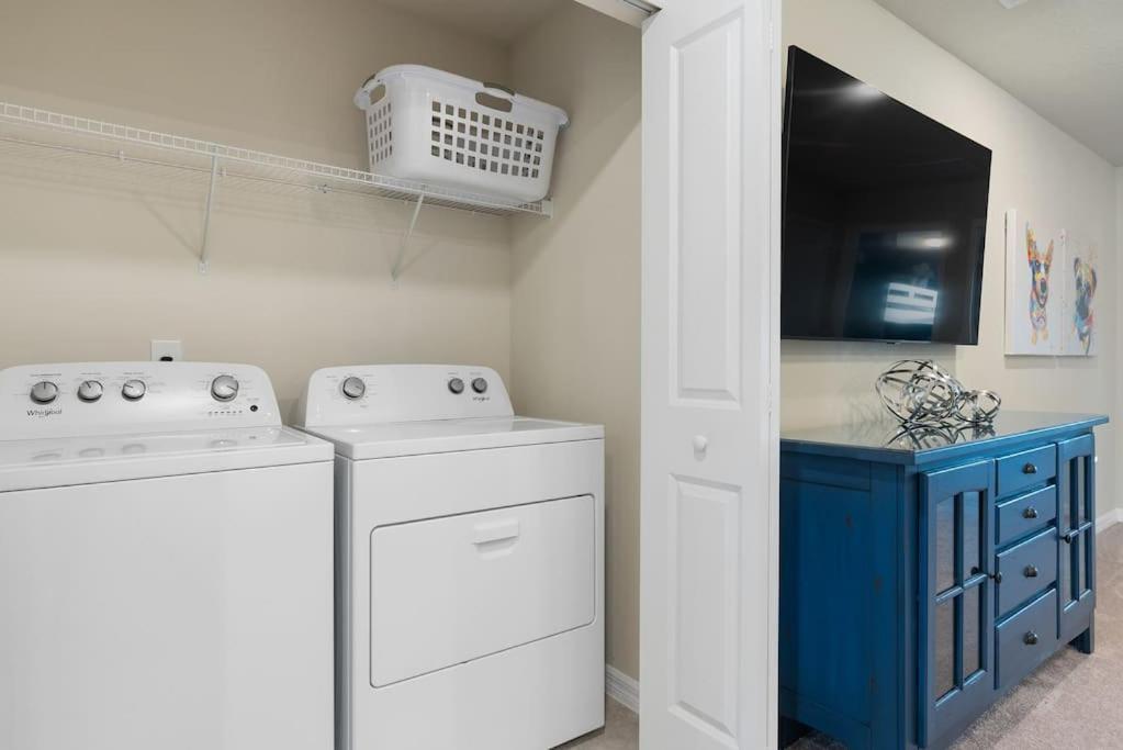 5br Family Retreat Mickey, Toy Story Rooms, Private Pool * Davenport