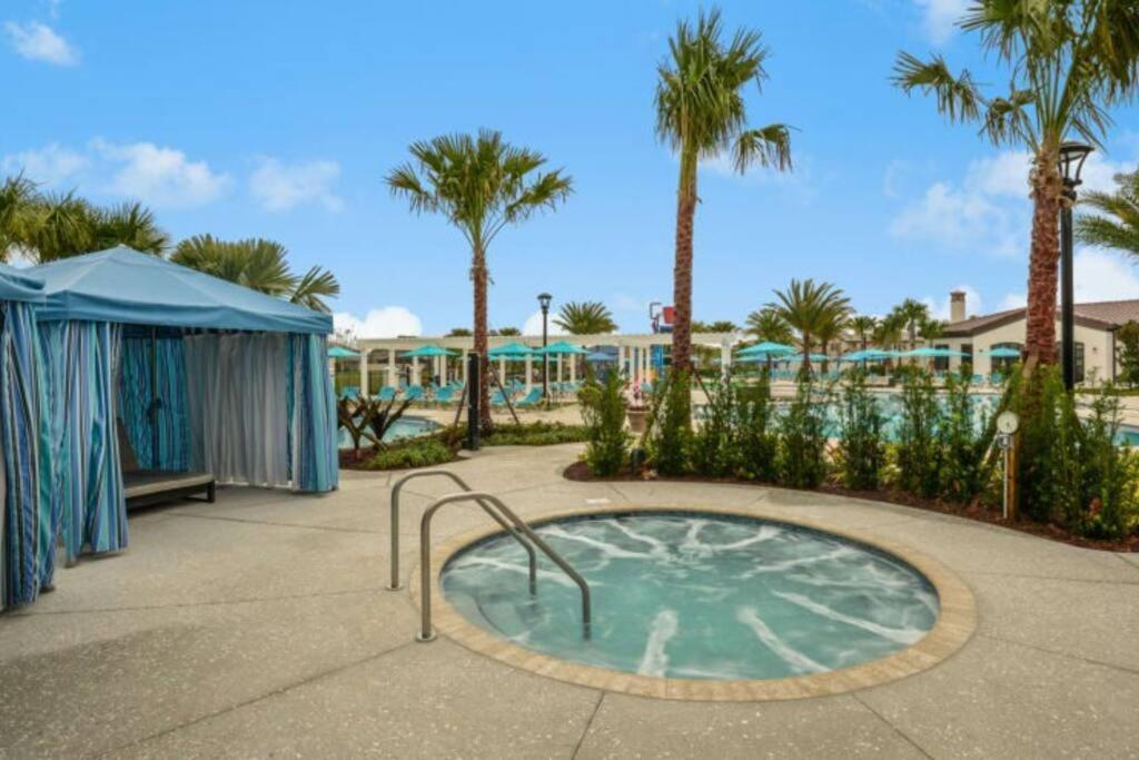 5br Family Retreat Mickey, Toy Story Rooms, Private Pool Holiday home